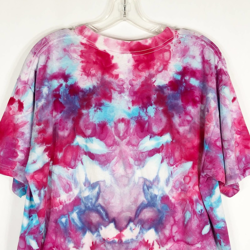 Cat Lady‎ Tie Dye Tee Size Large Gildan Handmade Unisex Pink Blue Purple 144 - Picture 6 of 6